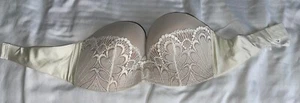 Wonderbra Bra 34B Underwire Beige Lace Strapless Gummy Dots for Grip NO Straps - Picture 1 of 5