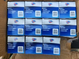 (11 Pack) Carquest Premium Oil Filter 89944: Ideal for Synthetic Oil - Picture 1 of 1