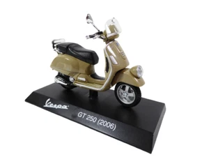 Vespa GT 250 2006 - 1:18 Maisto Diecast Motorcycle Scooter S0056 - Picture 1 of 6