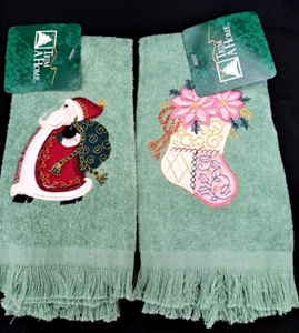 VTG Trim A Home Christmas Hand Fingertip Towels Green NOS Kmart Santa Stocking - Picture 1 of 5