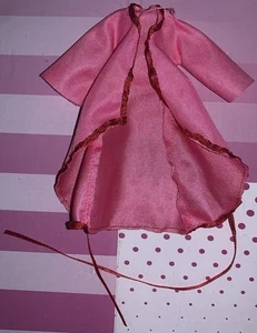 Mattel Winx Club Puppen Bademantel - Bild 1 von 2