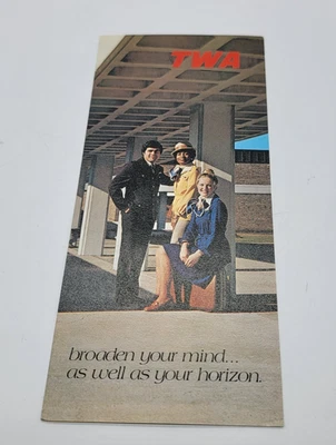 Folleto de colección de empleo de asistente de vuelo TWA Trans World Airlines de la década de 1970 nuevo en stock Foto 1 de 3