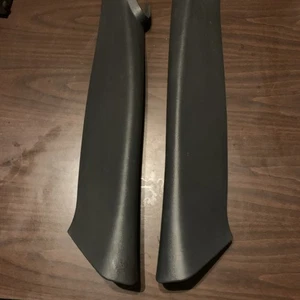 1999-2006 Silverado Sierra Suburban Tahoe A Pillar Cover Trim Pair Dark Gray OEM - Picture 1 of 6