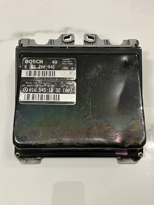 Mercedes Benz W124 E320 300E 300CE ECU 0165451832 Bosch 0261200446 Foto 1 de 3