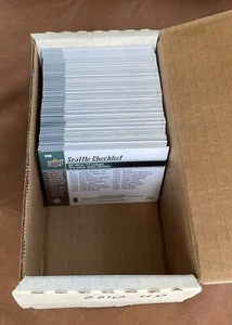 LOTE DE 20 TARJETAS DE BÉISBOL 2010 CUBIERTA SUPERIOR TU ELIGES TERMINA TU CONJUNTO CASI NUEVO UD RC HOF - Imagen 1 de 4