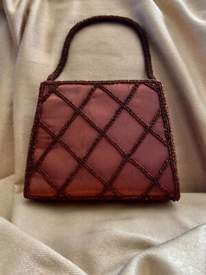  Bolso de Noche-Bronce Satinado con Hermosas Cuentas de Cobre  Foto 1 de 4