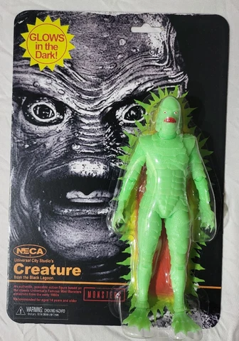 NECA SDCC 2023 Exclusive Creature from the Black Lagoon Glow in Dark 7" Figure Cover
