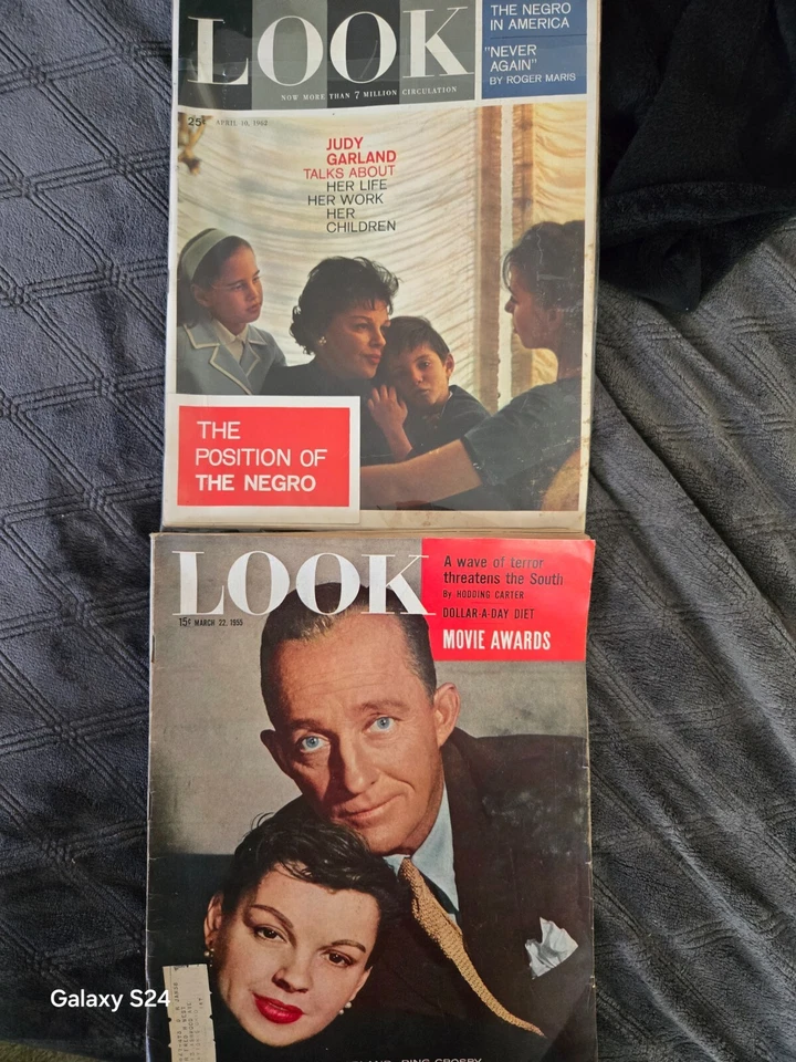 LOOK MAGAZINE- JUDY GARLAND 4-10-1962 & 3-22-1955 VGC - Imagem 1 de 4