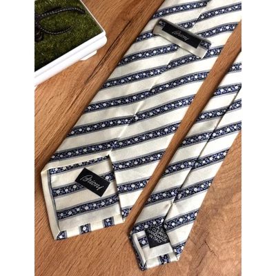 Gravata de seda Brioni listrada estampada floral feita à mão na Itália tamanho 60/3,3 polegadas - Imagem 1 de 4