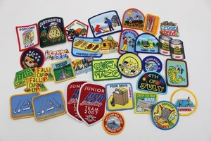 33 Random Mix Sew-on Patches Fashion Embroidered Badge Clothes Event - Picture 1 of 6