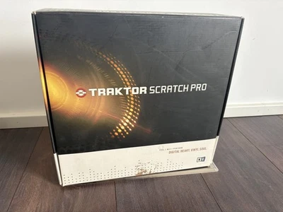 Traktor Scratch Pro Vinyl System with Audio 8 DJ Unit - Komplettset! TOP! - Bild 1 von 4