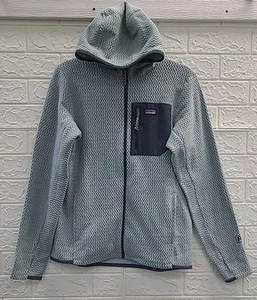 NEW Patagonia Kid's R1 Air Full Zip Hoody - Thermal Blue Size XXL - Picture 1 of 10