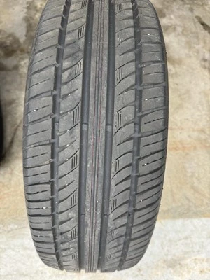 Sommerreifen Semperit Comfort Life 2 - 225 60 R18 100H DOT 2822 - 7,5mm - Bild 1 von 4