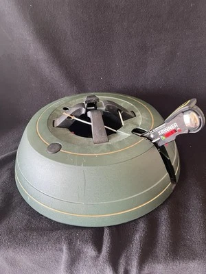 2022 Krinner Tree Genie M Deluxe Tree Stand - Up to 7 Feet Live Trees, Green - Image 1 of 3