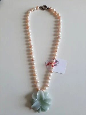 Collana di Perle con pendaglio di Giada - Immagine 1 di 4