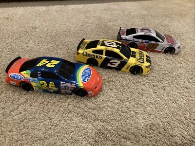 Coches de juguete de plástico Nascar ¡Lote de 3 raros! Foto 1 de 4