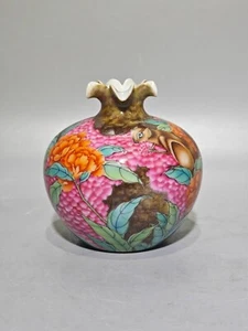 G Beautiful Chinese famille rose porcelain Pomegranate shape vase - Picture 1 of 8