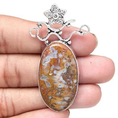 Collana con gioielli etnici fatti a mano per la festa della mamma con... - Immagine 1 di 4