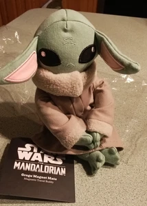 Star Wars The Mandalorian Grogu Plüsch Magnet Mate 9 Zoll Baby Yoda Magnet Reise - Bild 1 von 4