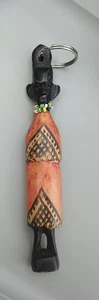 Afrikanische Kunst handgeschnitzt handbemalt Massai Moran Holz Figur Schlüsselanhänger - Bild 1 von 2