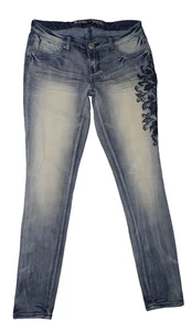 Juniors Almost Famous embroidered skinny tapered blue jeans size 7 - Picture 1 of 4