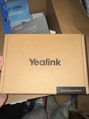 Yealink MP54-TEAMS-E2-PoE- 13-4 pulgadas (480x800) táctil Foto 1 de 4