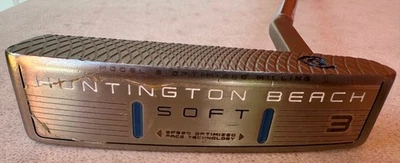 Cleveland Huntington Beach Soft 3 Putter. 34 in. Steel shaft. Right-Handed - Image 1 of 4