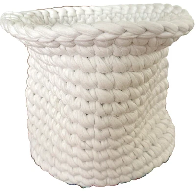 Nuevo con etiquetas Hecho a mano Grueso Algodón Crochet Cesta Cubo de Almacenamiento Blanco 14" Foto 1 de 4