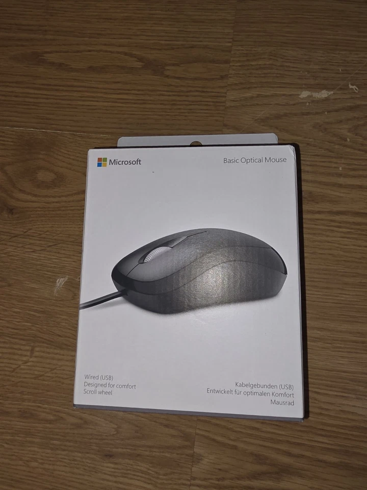 Microsoft P58-00057  Optical Wired Mouse Model 1113 - Image 1 of 4
