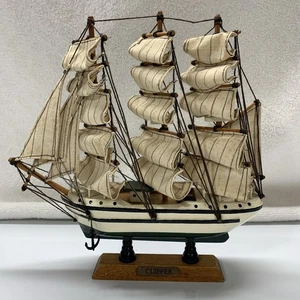 9" World Bazaars Inc, Holzmodell handgefertigt Clipper Schiff Regal/Schreibtisch Dekor - Bild 1 von 6