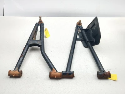 Juego de brazos de control inferior superior delantero izquierdo Polaris Scrambler 850 15-25 Foto 1 de 4