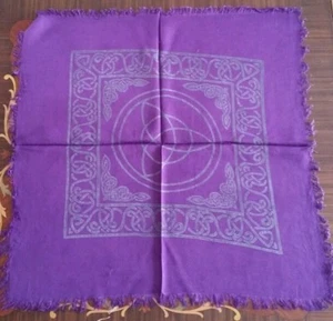Altar Cloth Charmed Celtic Triquetra 18 x 18  Purple & Black - Picture 1 of 2