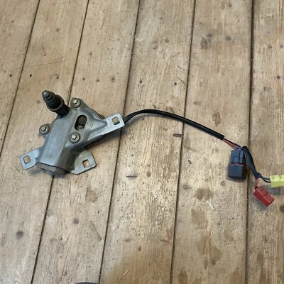 Peugeot 106 Genuine Rear Wiper Motor Valeo - Image 1 of 3