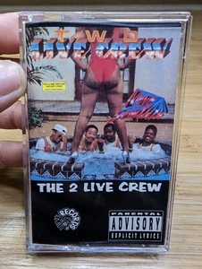 The 2 Live Crew Move Somthin' Audio Cassette Tape Parental Advisory Explicit - Picture 1 of 5