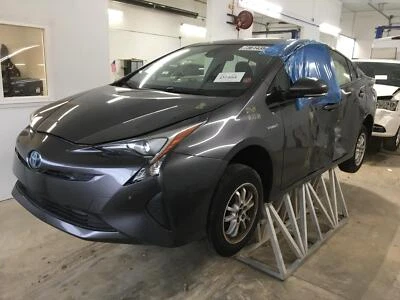 Conjunto de bomba y motor ABS usado se adapta a: conjunto de actuador y bomba Toyota Prius 2017 Foto 1 de 4