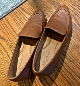 CARINO! Mocassini slip on aerosoles taglia 8,5 marrone chiaro scarpe eleganti - Foto 1 di 4