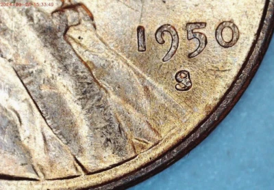 { 1950 S LINCOLN PENNY RED  UNC ERROR ON MINT MARK #31 - Image 1 of 4