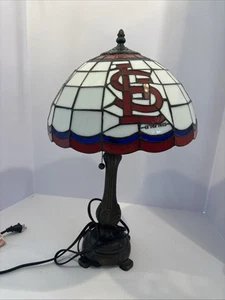Lámpara de vitral estilo Tiffany 30X12 Cardenales de San Luis con base de metal - Imagen 1 de 5