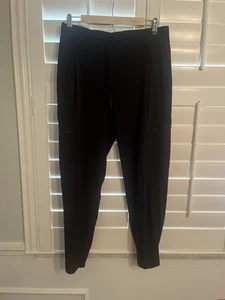 Pantalone jogger Athleta nero alla caviglia con tasche taglia 8 - Foto 1 di 2
