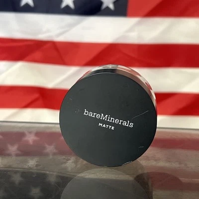 BareMinerals Matte Foundation all-day coverage with SPF 15 - 01 Fair - Image 1 of 2