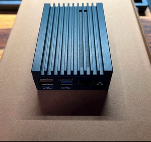 Raspberry Pi 4 Model B - 1GB RAM + Gehäuse - Bild 1 von 2