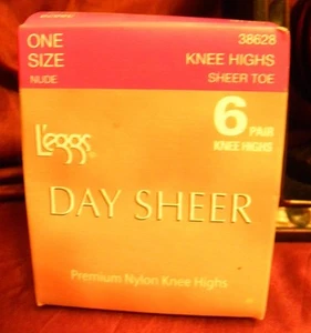 Leggs Day Sheer 2er Set (6 PAAR in jedem Karton) Kniestrümpfe transparente Spitze NUDE Einheitsgröße - Bild 1 von 1
