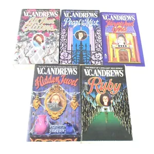VC Andrews Landry Paperback Series Lot Of 5 - Foto 1 di 6