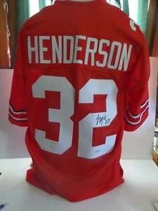 Treveyon Henderson signed Red College Style jersey, Beckett, #32 - Picture 1 of 2