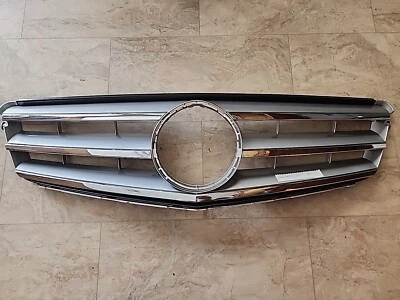 2008-2011 MERCEDES BENZ C230 C250 C300 C350 SPORT ПАКЕТ ПЕРЕДНЯЯ РЕШЕТКА 2012-2014 - Изображение 1 из 4