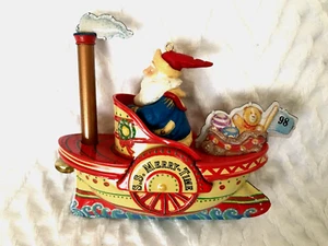 CRUISING INTO CHRISTMAS HALLMARK TIN ORNAMENT 1998 SCULPTED BY KEN CROW - Picture 1 of 12