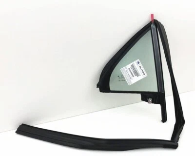 Passenger/Right Side Rear Vent Window Glass OE For 2011-2023 Chrysler 300 Foto 1 de 4