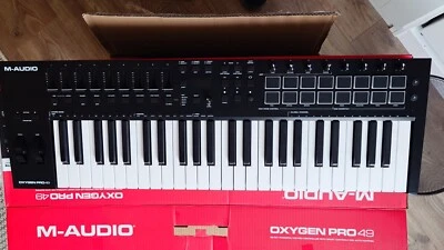 M-Audio Oxygen Pro 49 MIDI-Controller Keyboard  - Bild 1 von 4