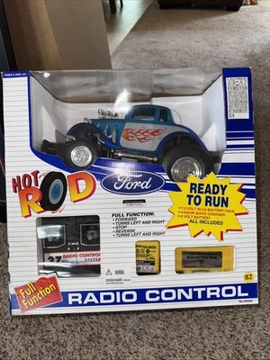 Hot Rod Ford Radio Control Car Toys R Us 1997 - Image 1 of 4