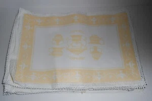 Lot of 60 Vintage Vinyl Placemats Light Yellow and White Made in Japan - Picture 1 of 12